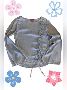 Vince Camuto Denim Lightweight Top with Lace tie up & flared sleeves xxs